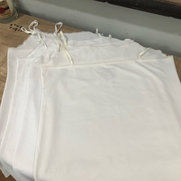 Ann Taylor Camis (4) - 3 White, 1 Cream Size M - Picture 11 of 16